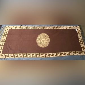 Pashmina Large Brown and Tan Medusa Head Shawl